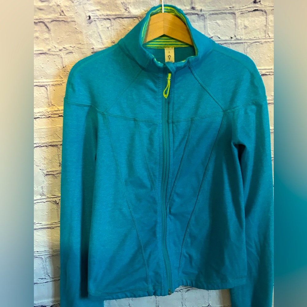 IVIVVA by Lululemon girls size 8 blue full zip jacket